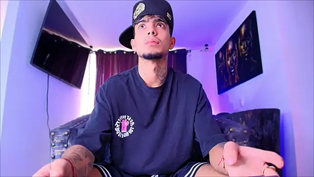 miguel aguirre  online show from February 13, 12:45 pm