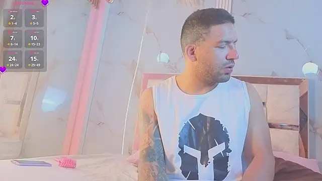 Lion and aria online show from February 22, 5:11 pm