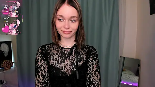 LillianPerry online show from February 21, 7:48 pm