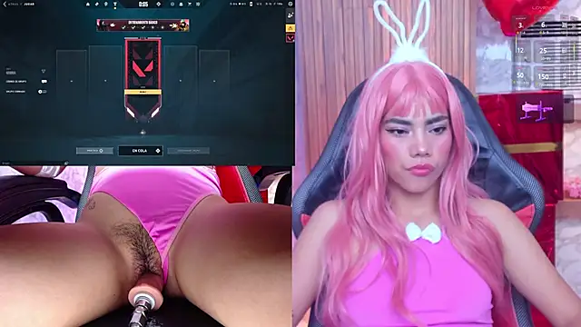 Snapshot of AriHale_ chatting on February 12, 8:59 pm AriHale online show from February 12, 8:59 pm