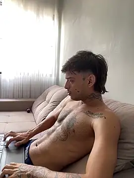 ruffvip online show from March 9, 1:37 pm