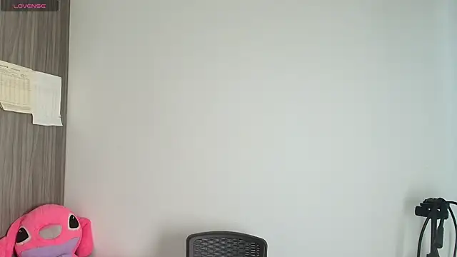 alys love online show from April 1, 4:04 pm