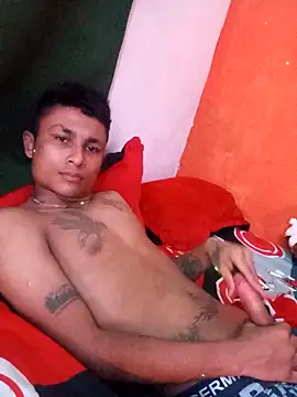 miguelit21 online show from April 22, 7:33 am