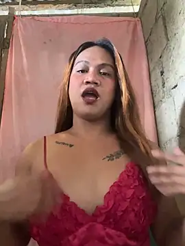 Snapshot of Queen-barbie chatting on February 24, 1:47 am Queen-barbie online show from February 24, 1:47 am