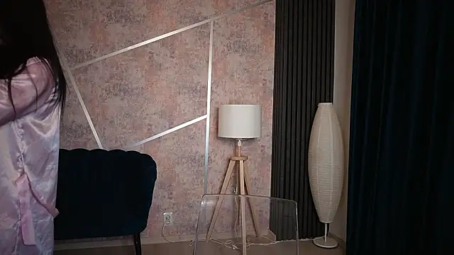 Snapshot of KimmBlaze chatting on March 2, 5:19 am KimmBlaze online show from March 2, 5:19 am