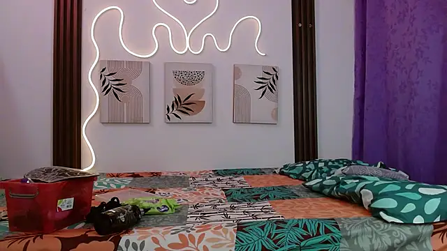 Miss Merrie online show from February 18, 9:27 am