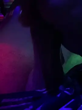 xblufjlj online show from February 7, 4:27 am