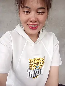 Snapshot of Anna_516 chatting on February 13, 3:02 am Anna 516 online show from February 13, 3:02 am