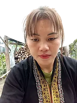 Snapshot of Anna_516 chatting on February 24, 1:47 am Anna 516 online show from February 24, 1:47 am