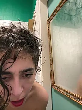 notyourtypicalAnna online show from February 4, 5:02 am