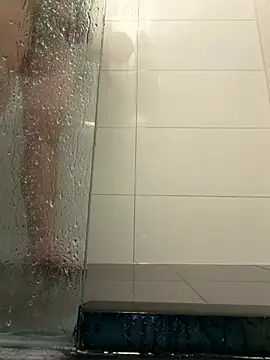 notyourtypicalAnna online show from April 30, 11:05 am