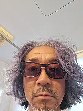 Snapshot of MtaS1 chatting on February 18, 10:06 pm MtaS1 online show from February 18, 10:06 pm