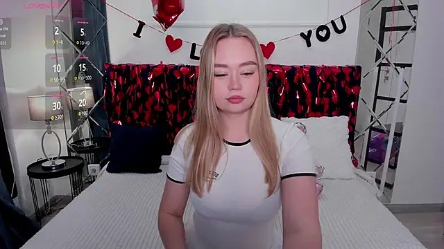 BellaAiry online show from February 14, 1:46 am