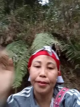 lena-cute online show from February 4, 11:42 pm