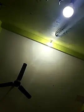 Snapshot of 06Rozi chatting on February 16, 8:38 pm 06Rozi online show from February 16, 8:38 pm