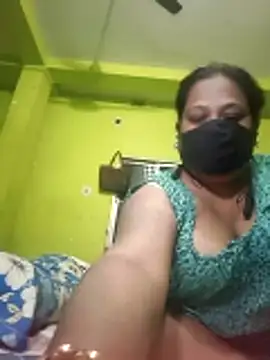 Snapshot of 06Rozi chatting on February 25, 6:06 pm 06Rozi online show from February 25, 6:06 pm