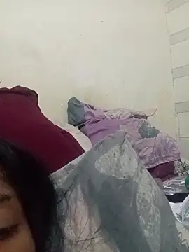 loveofpetitegirls34 online show from April 24, 8:22 pm