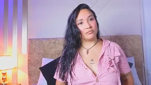 Snapshot of miia_secret_ chatting on March 3, 7:31 pm miia secret online show from March 3, 7:31 pm