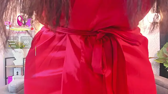 Snapshot of violet_scott_ chatting on February 14, 10:34 am violet scott online show from February 14, 10:34 am