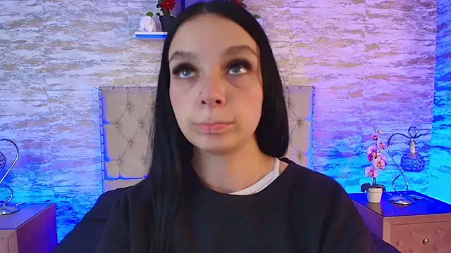 Elizabeth Ferrer online show from April 17, 12:41 pm