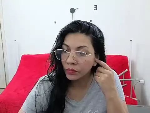 johana collins online show from March 6, 1:51 pm