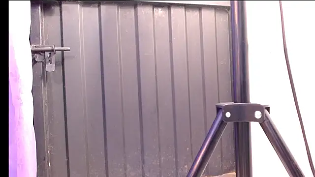 Snapshot of miss_caty chatting on February 5, 1:10 am miss caty online show from February 5, 1:10 am