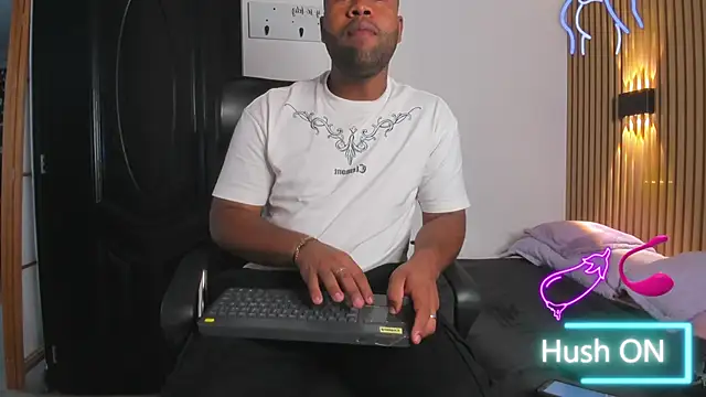 Jeus Stanley online show from April 1, 4:24 am