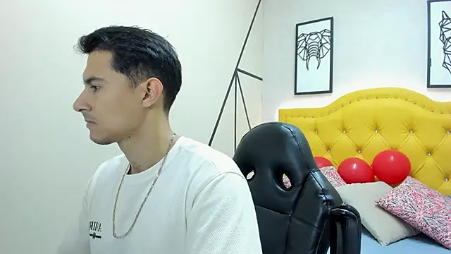 Mike Conors online show from February 20, 1:57 am