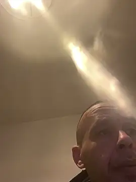 Snapshot of creativeX chatting on February 23, 1:03 am creativeX online show from February 23, 1:03 am