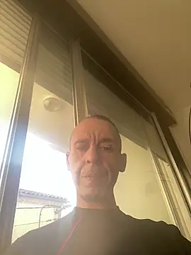 Snapshot of creativeX chatting on February 23, 4:37 pm creativeX online show from February 23, 4:37 pm