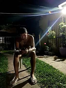 Snapshot of gordorichard chatting on February 4, 3:01 am gordorichard online show from February 4, 3:01 am