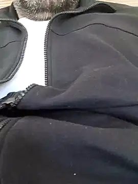 Snapshot of pericolo90 chatting on February 17, 10:45 am pericolo90 online show from February 17, 10:45 am