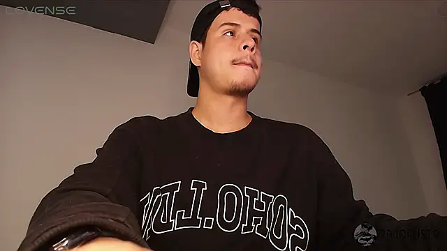 Snapshot of BjornSteel chatting on February 5, 5:12 am BjornSteel online show from February 5, 5:12 am