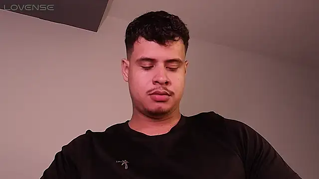 Snapshot of BjornSteel chatting on February 18, 4:19 am BjornSteel online show from February 18, 4:19 am