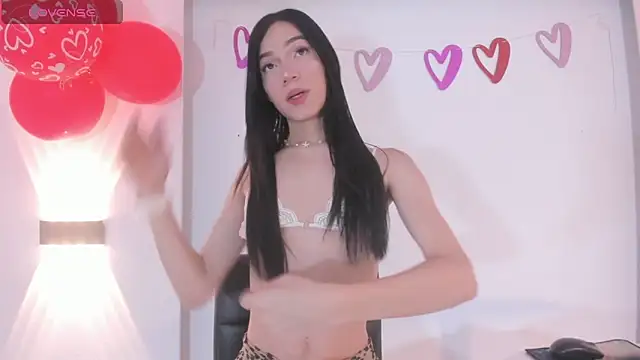 Snapshot of AllanaRosee chatting on February 16, 12:01 pm AllanaRosee online show from February 16, 12:01 pm