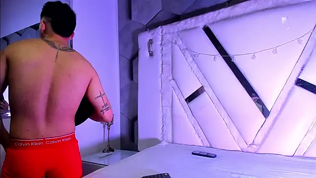 GoldenBoyM online show from February 6, 3:00 am