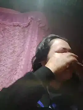 May Bombs online show from March 29, 8:53 pm