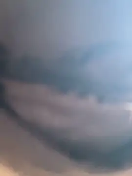 Miu Xinh online show from April 18, 7:12 am