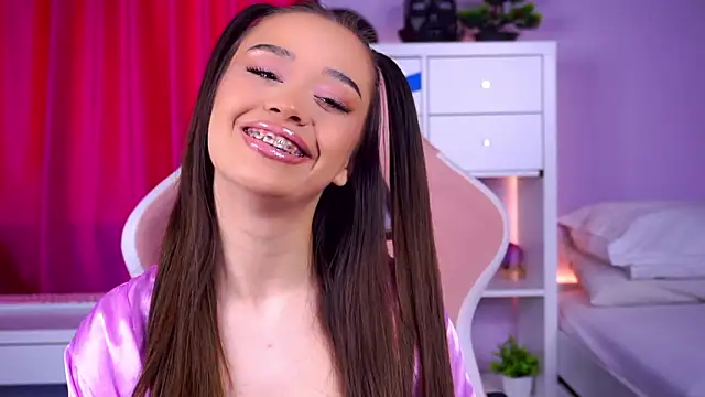 Snapshot of MistyReeds chatting on February 20, 6:26 am MistyReeds online show from February 20, 6:26 am