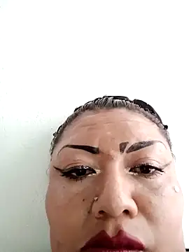 Snapshot of perrit17 chatting on February 4, 11:42 pm perrit17 online show from February 4, 11:42 pm