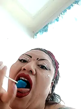 Snapshot of perrit17 chatting on February 5, 3:16 pm perrit17 online show from February 5, 3:16 pm