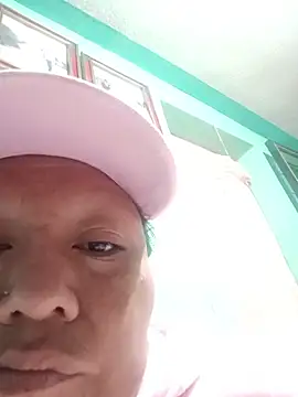 perrit17 online show from March 22, 5:33 am