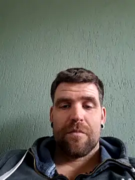 Snapshot of Bashard chatting on February 20, 9:54 am Bashard online show from February 20, 9:54 am