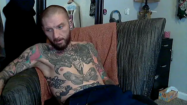 Snapshot of F_D_R_ chatting on February 8, 6:55 pm F D R online show from February 8, 6:55 pm