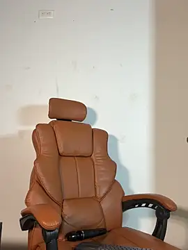 ARON LUXX online show from March 13, 3:02 am