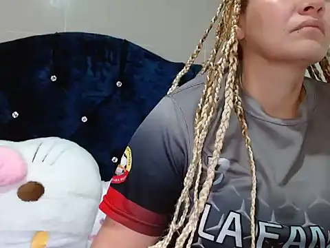 sendy VeryDirty online show from February 17, 1:13 am