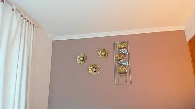 Snapshot of neyder_sanz chatting on February 21, 12:39 pm neyder sanz online show from February 21, 12:39 pm