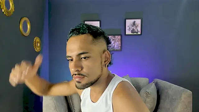 Snapshot of neyder_sanz chatting on March 1, 1:24 pm neyder sanz online show from March 1, 1:24 pm