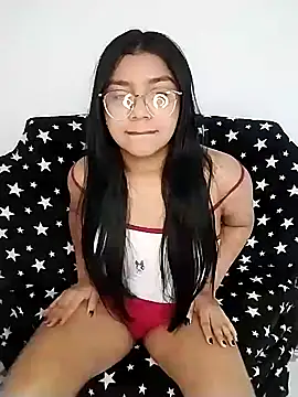 hotbrunette25 online show from March 10, 6:13 pm