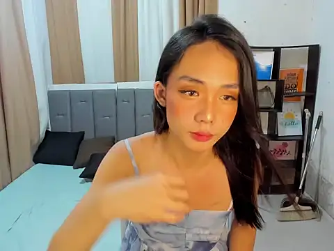 Snapshot of BigCockKiara chatting on March 3, 5:24 am BigCockKiara online show from March 3, 5:24 am